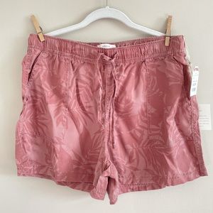Tropical mauve pull on shorts